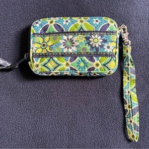 GUC Vera Bradley wristlet